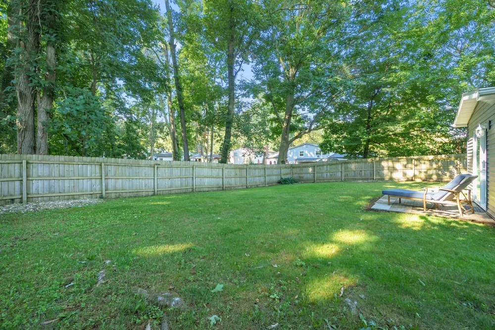 1431 Edington Street Portage, MI 49024