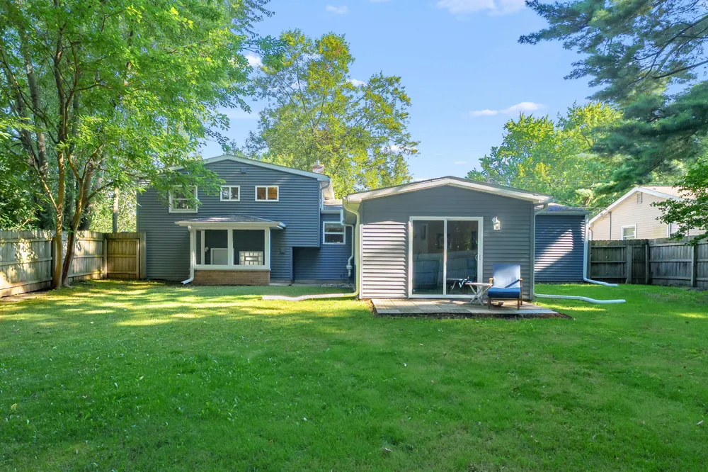 1431 Edington Street Portage, MI 49024