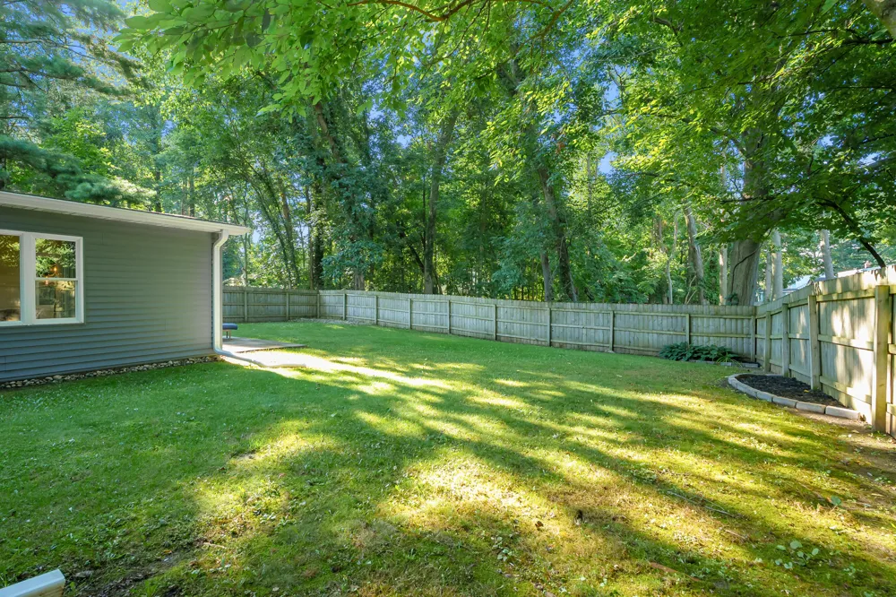 1431 Edington Street Portage, MI 49024