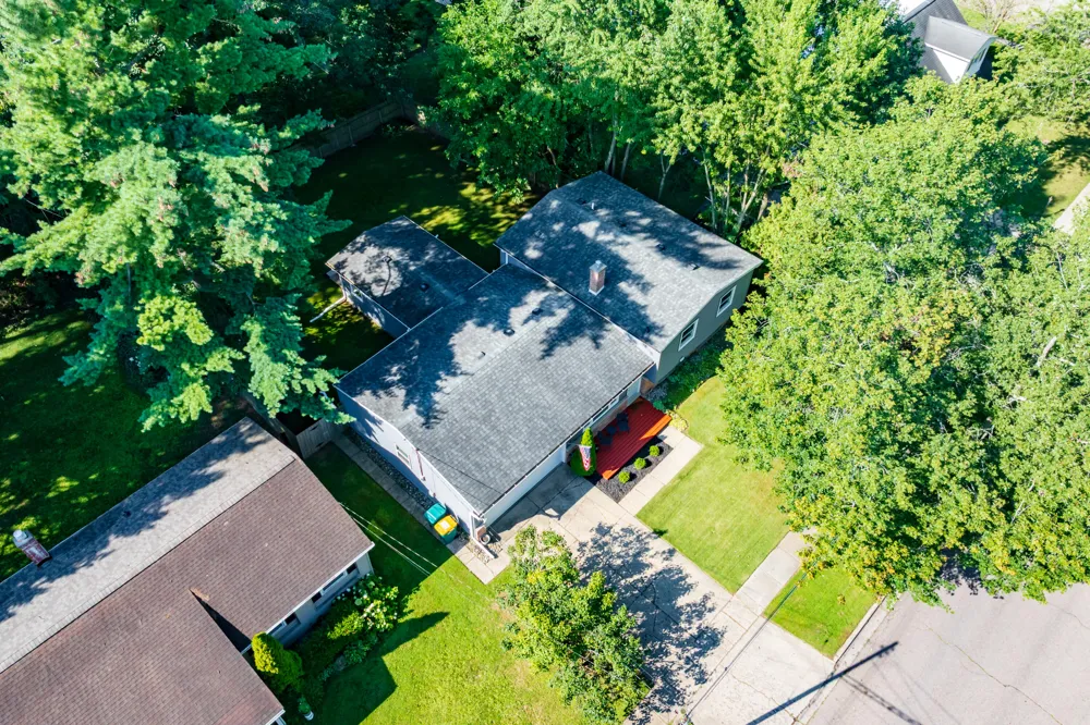 1431 Edington Street Portage, MI 49024