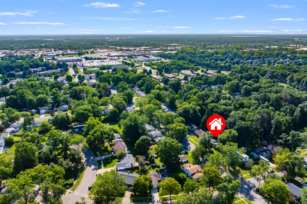 1431 Edington Street Portage, MI 49024