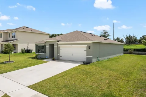 3669 RORY OAK CIRCLE
