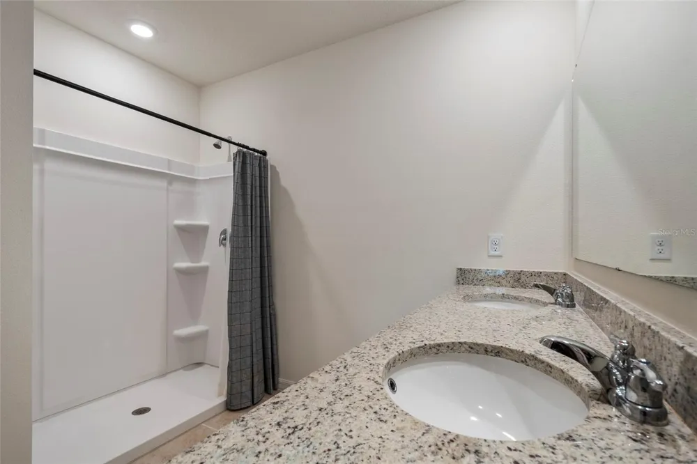 3669 RORY OAK CIRCLE Apopka, FL 32703