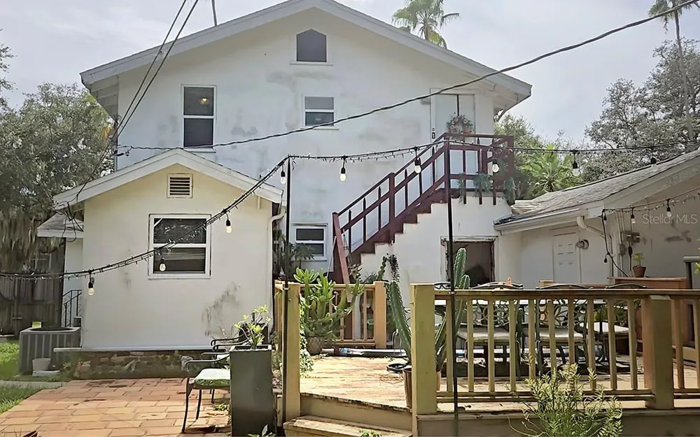 245 TUCKER STREET Safety Harbor, FL 34695