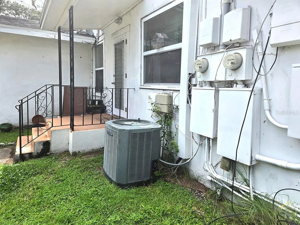 245 TUCKER STREET Safety Harbor, FL 34695