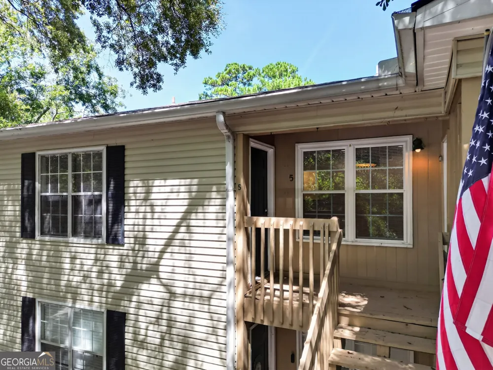 401 N CROMWELL RD Savannah, GA 31410