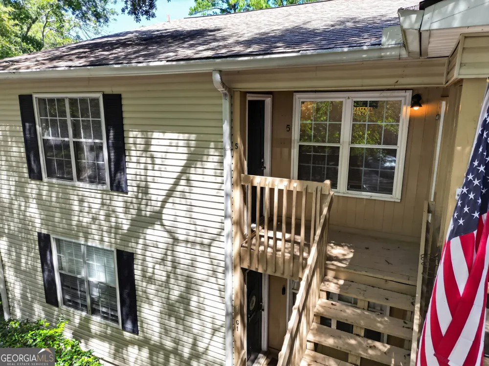 401 N CROMWELL RD Savannah, GA 31410