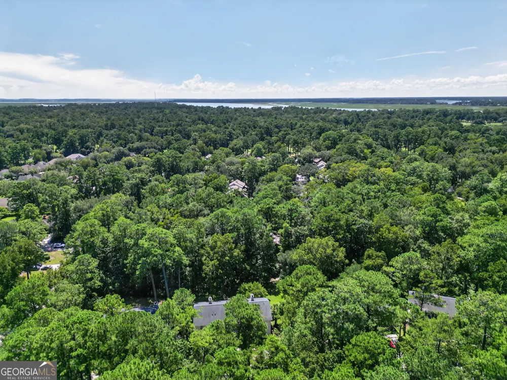 401 N CROMWELL RD Savannah, GA 31410
