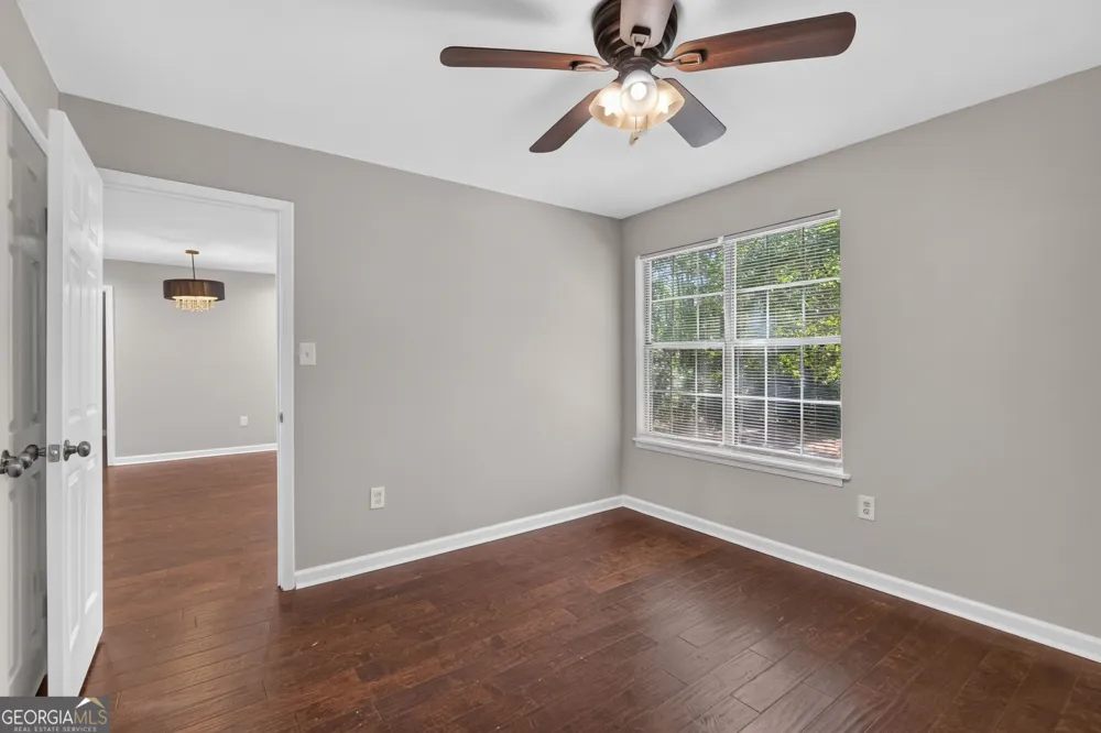 401 N CROMWELL RD Savannah, GA 31410