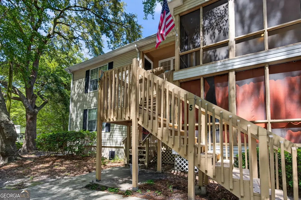 401 N CROMWELL RD Savannah, GA 31410