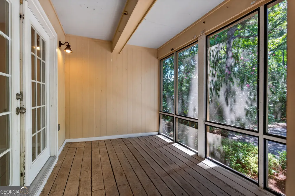 401 N CROMWELL RD Savannah, GA 31410