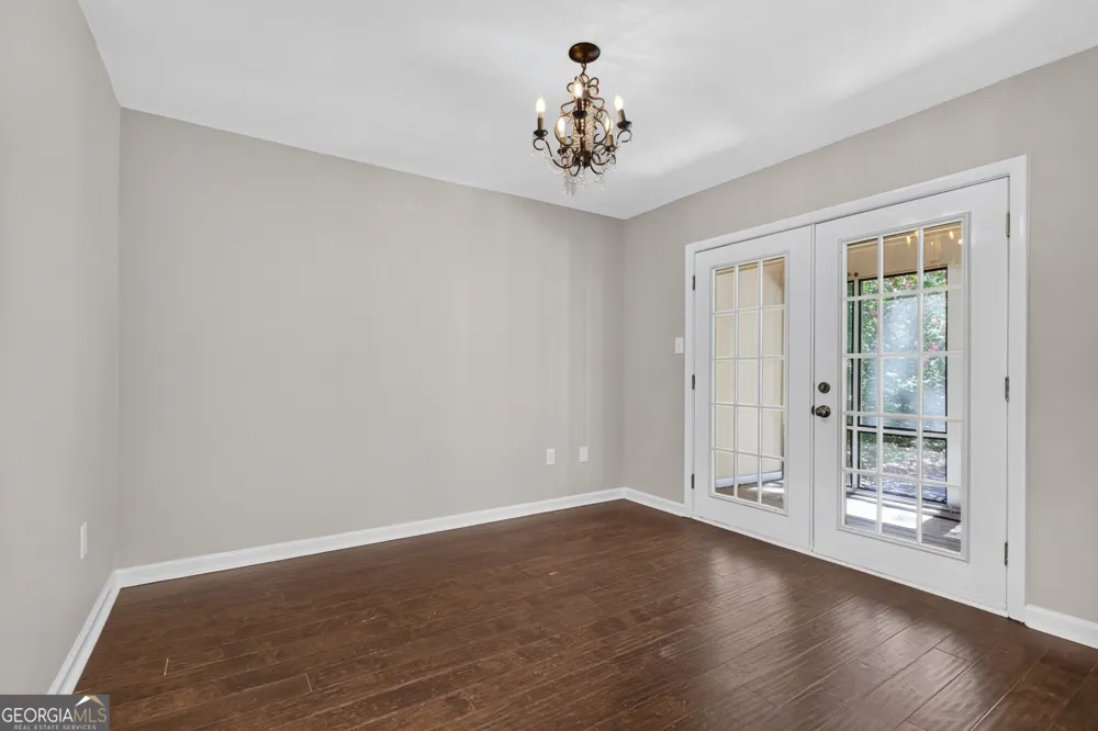 401 N CROMWELL RD Savannah, GA 31410