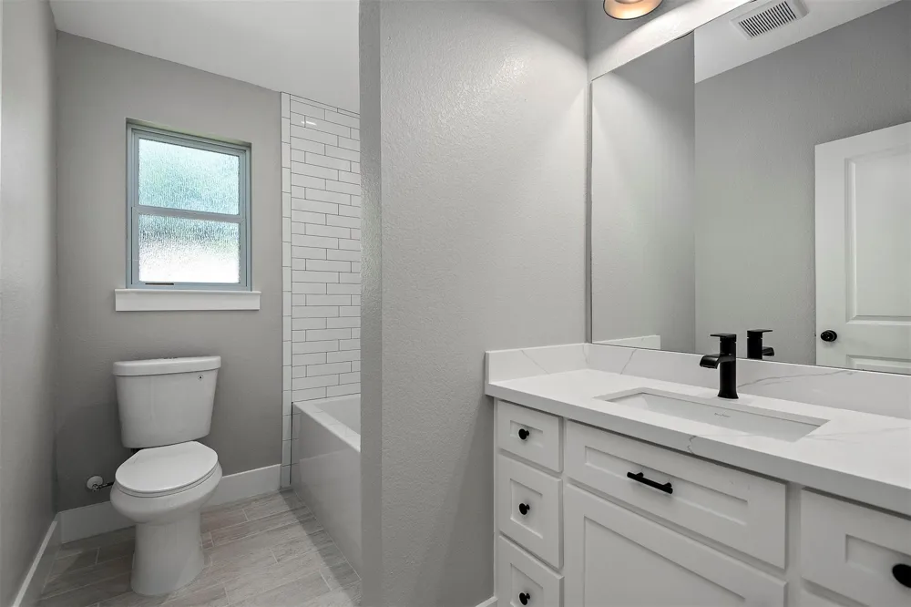 13222 Doral Circle Montgomery, TX 77356
