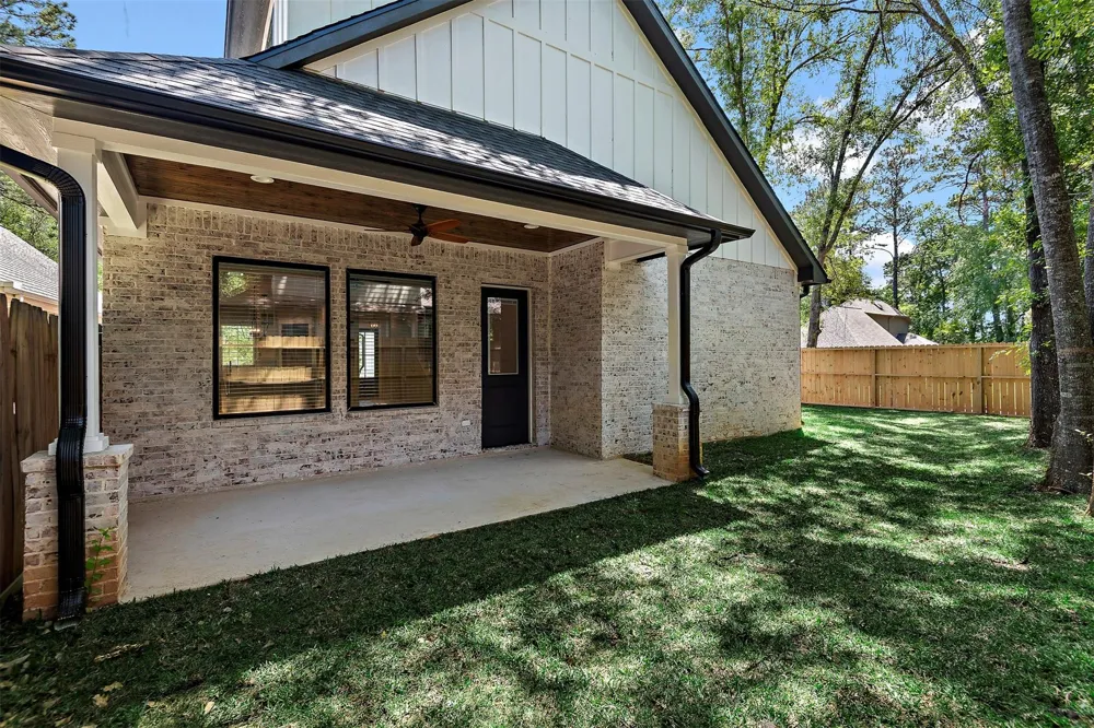 13222 Doral Circle Montgomery, TX 77356