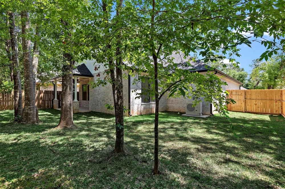 13222 Doral Circle Montgomery, TX 77356