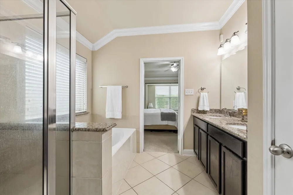 1521 Bluestone Edge Lane Pearland, TX 77089