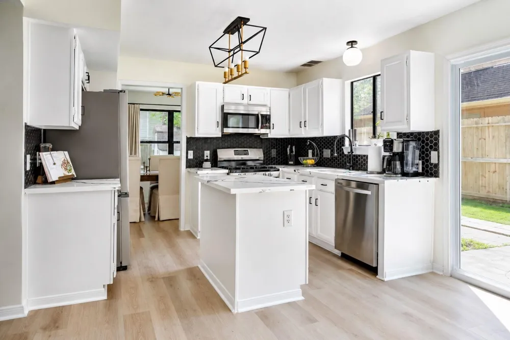 3515 Grove Oaks Drive Houston, TX 77339