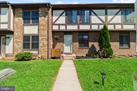 117 BOURBON COURT