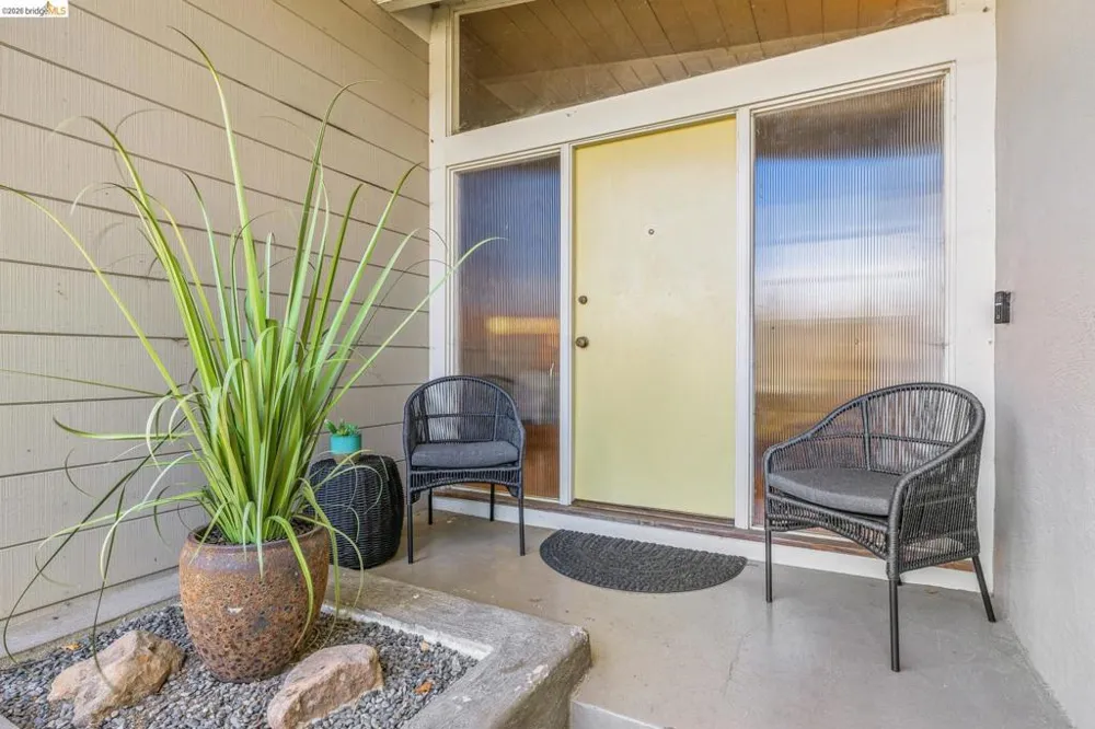 1024 Overlook Rd Berkeley, CA 94708