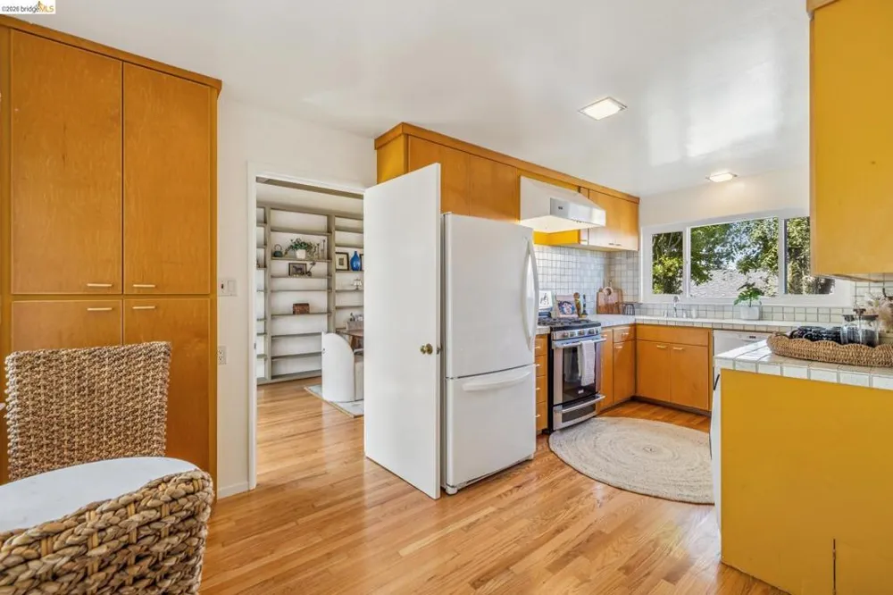 1024 Overlook Rd Berkeley, CA 94708
