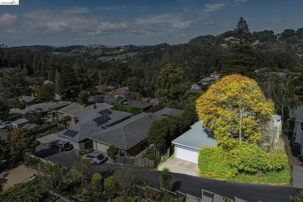 1024 Overlook Rd Berkeley, CA 94708
