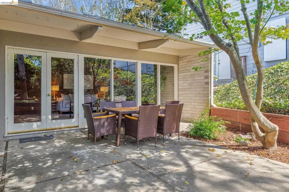 1024 Overlook Rd Berkeley, CA 94708
