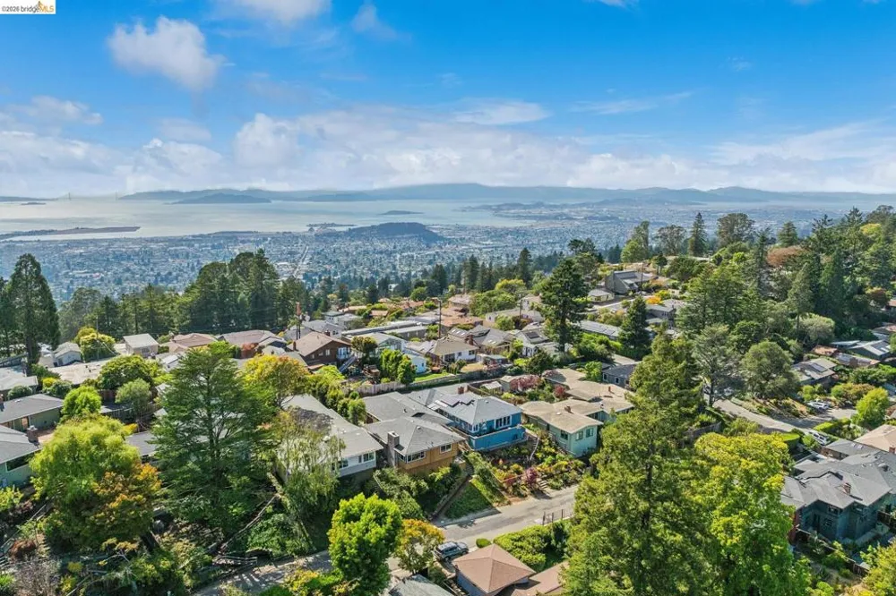 1024 Overlook Rd Berkeley, CA 94708