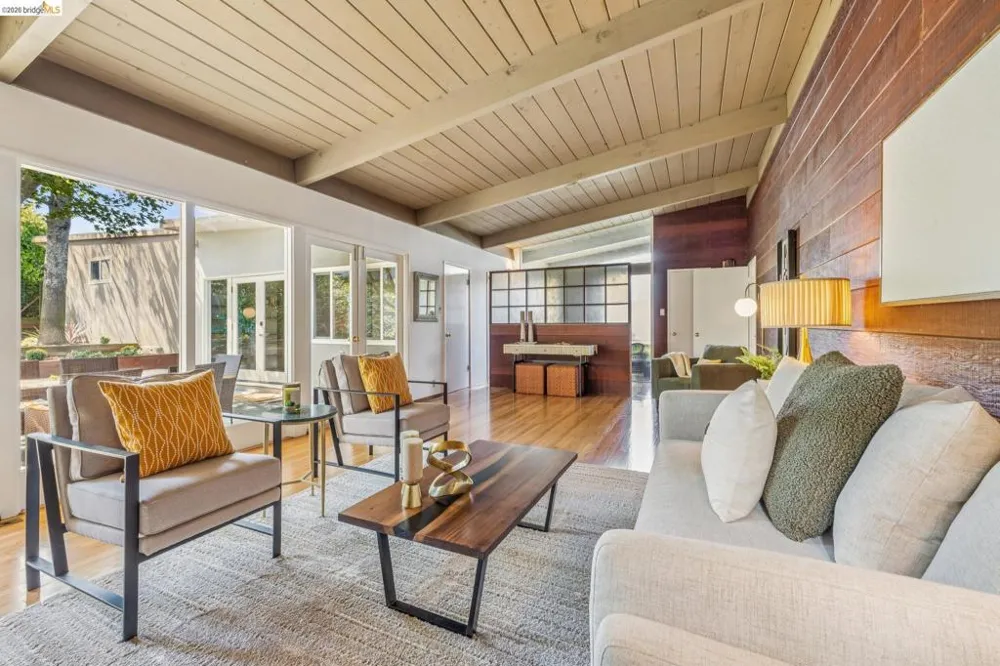 1024 Overlook Rd Berkeley, CA 94708