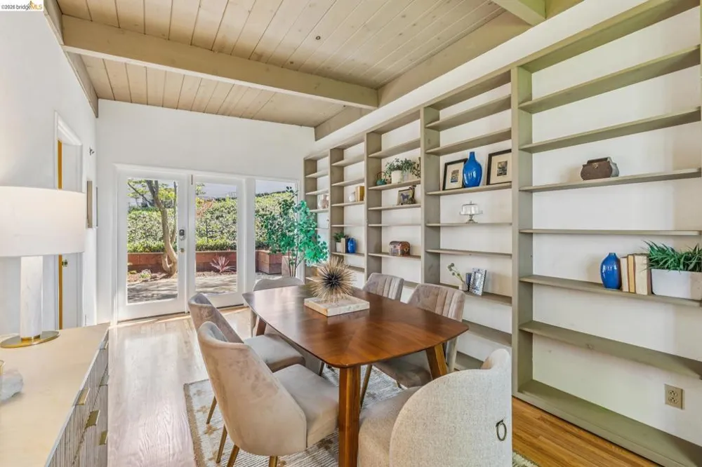 1024 Overlook Rd Berkeley, CA 94708