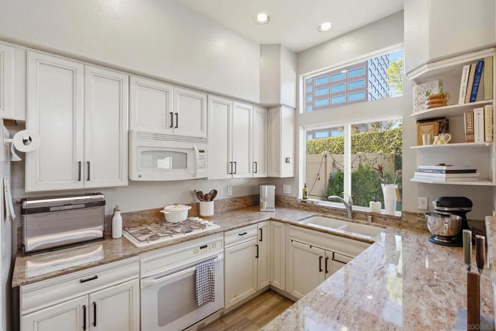 7707 Hazard Center Rd San Diego, CA 92108