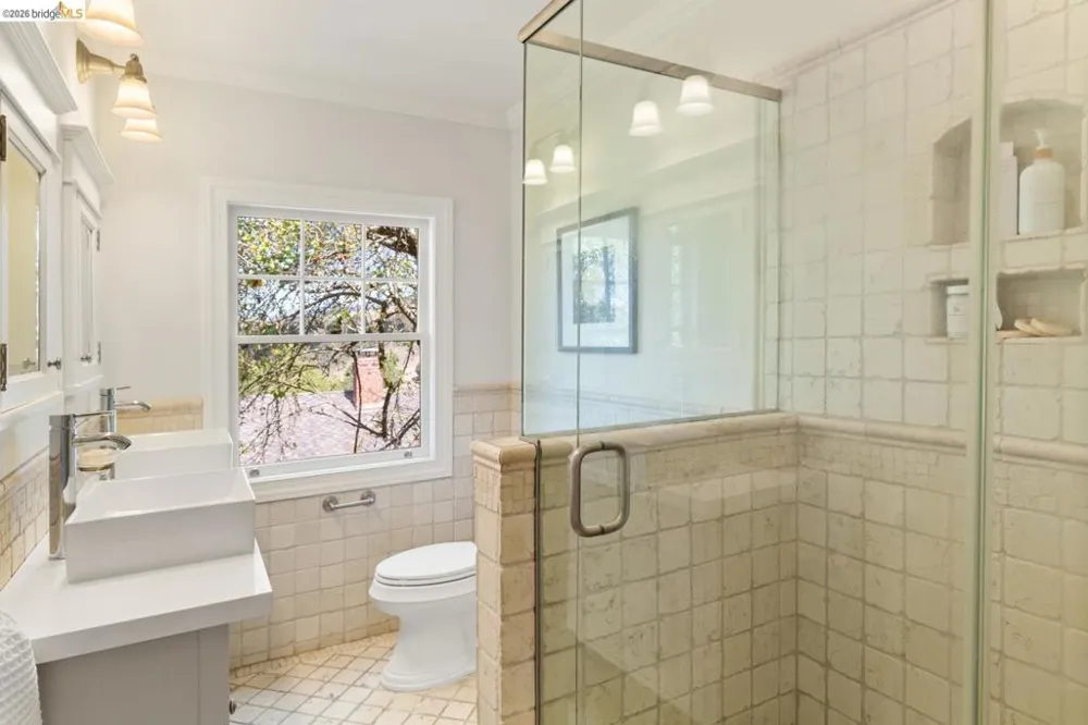 430 Pala Ave Piedmont, CA 94611