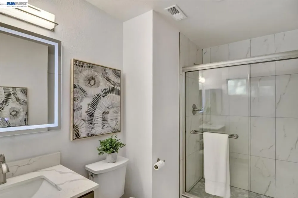 2362 Renfield Way San Jose, CA 95148