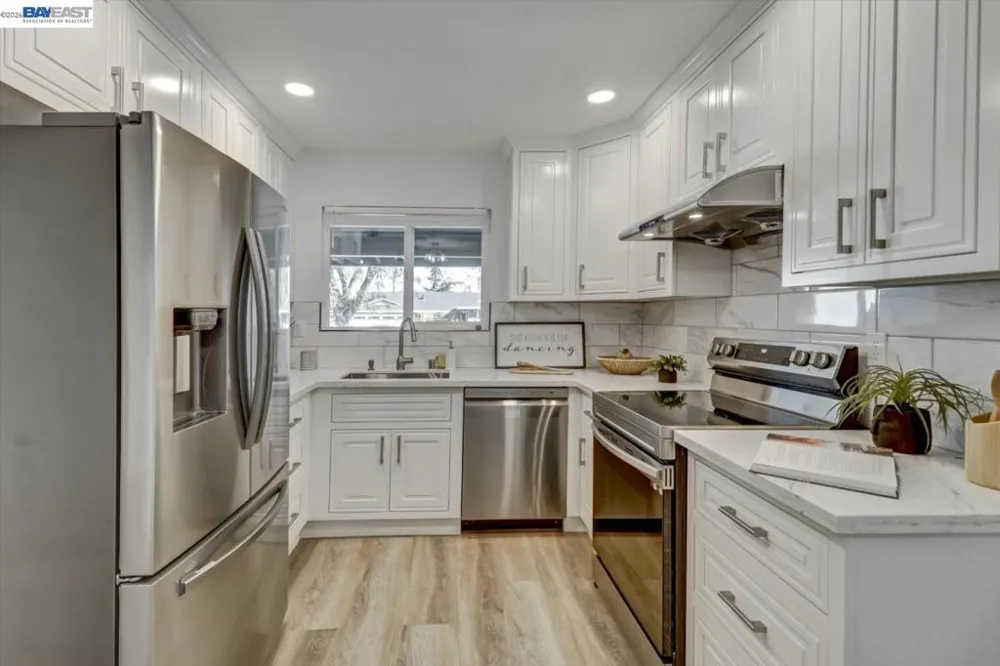2362 Renfield Way San Jose, CA 95148