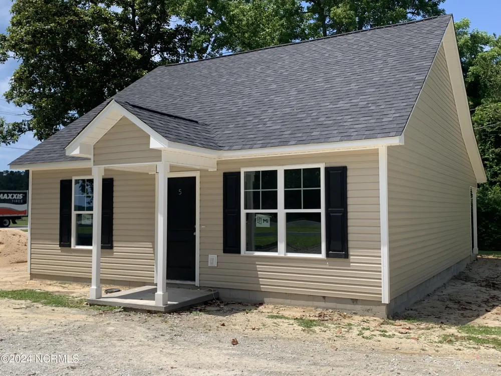 510 Haws Run Road #5 Jacksonville, NC 28540