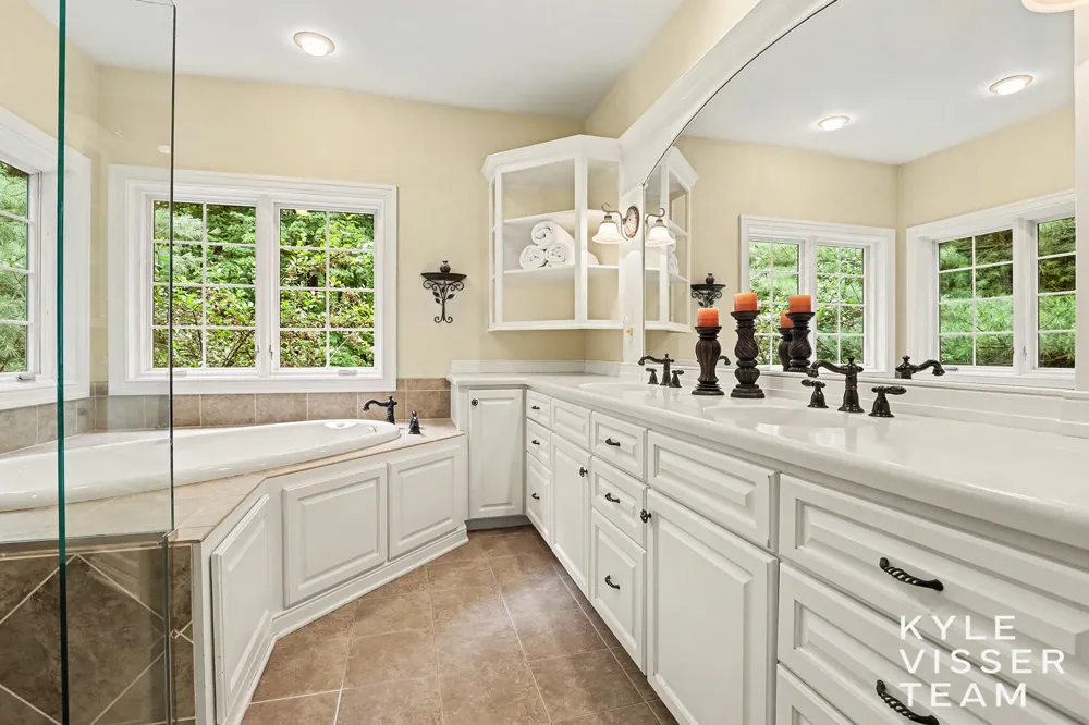7685 Wood Violet Court SE Ada, MI 49301