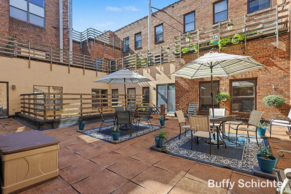 297 W Clay Avenue #211 Muskegon, MI 49440