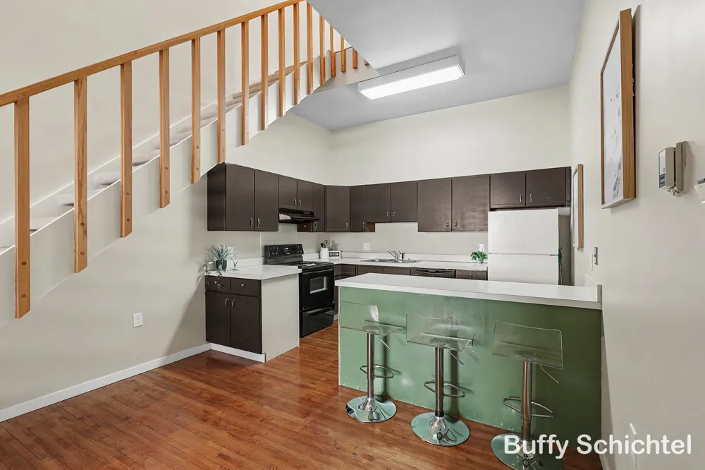297 W Clay Avenue #211 Muskegon, MI 49440