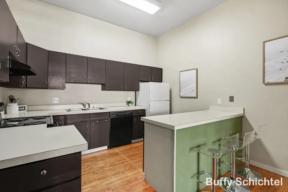 297 W Clay Avenue #211 Muskegon, MI 49440