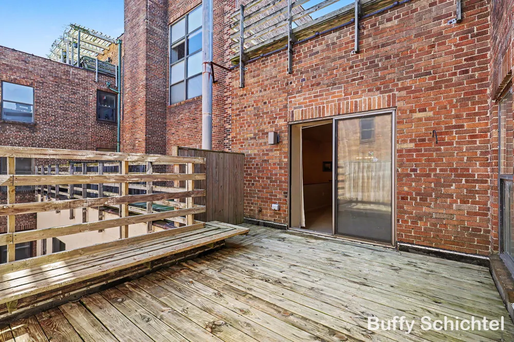 297 W Clay Avenue #211 Muskegon, MI 49440