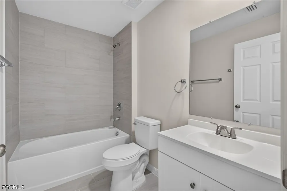 Andalusia Boulevard Cape Coral, FL 33909