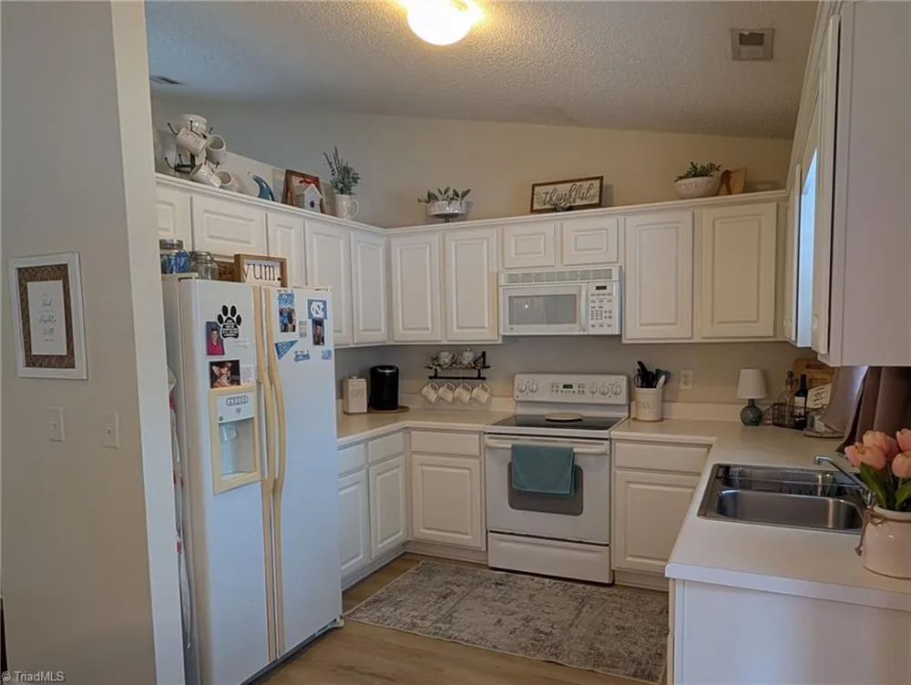 1008 Chesapeake Lane Archdale, NC 27263