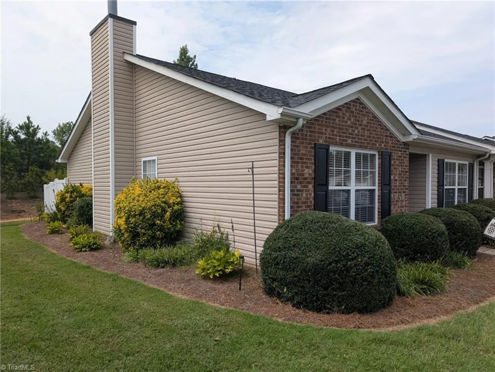 1008 Chesapeake Lane Archdale, NC 27263