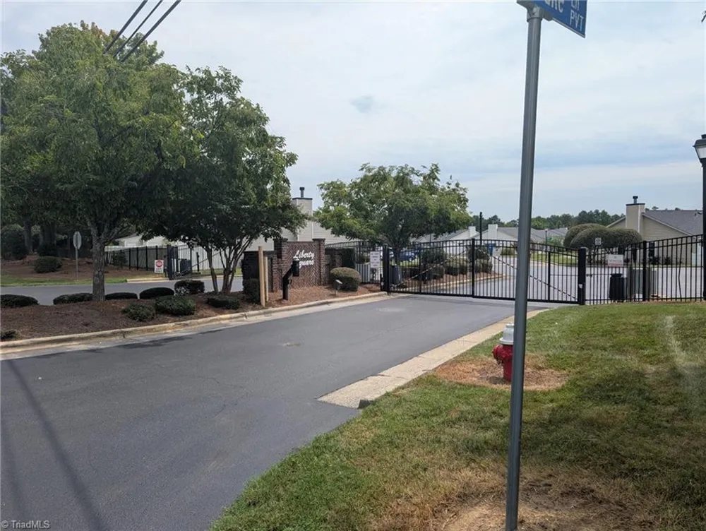 1008 Chesapeake Lane Archdale, NC 27263