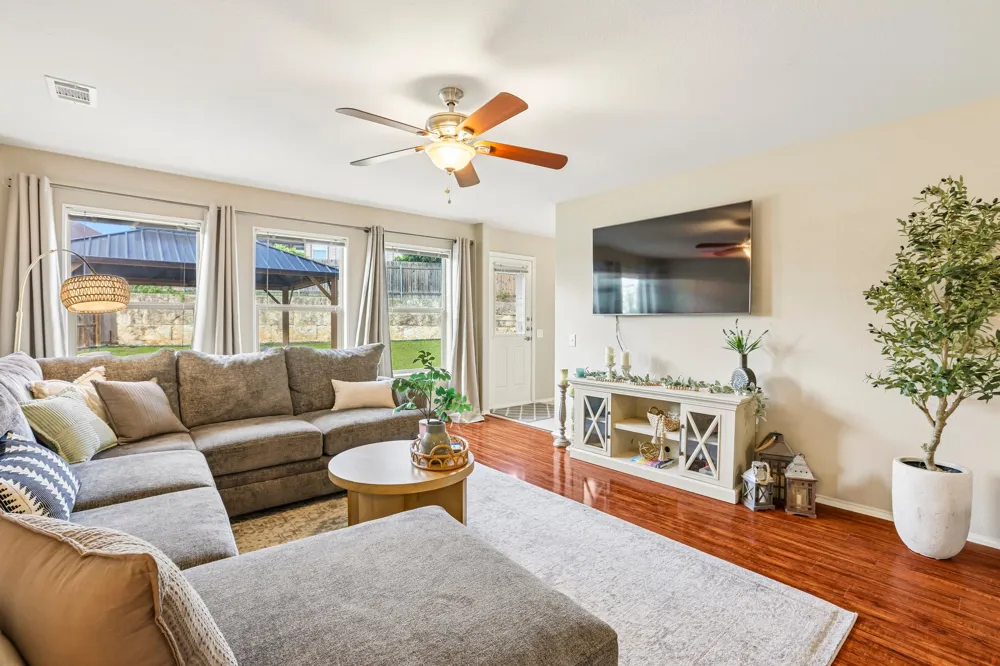 5508 Emma Thompson Way Austin, TX 78747