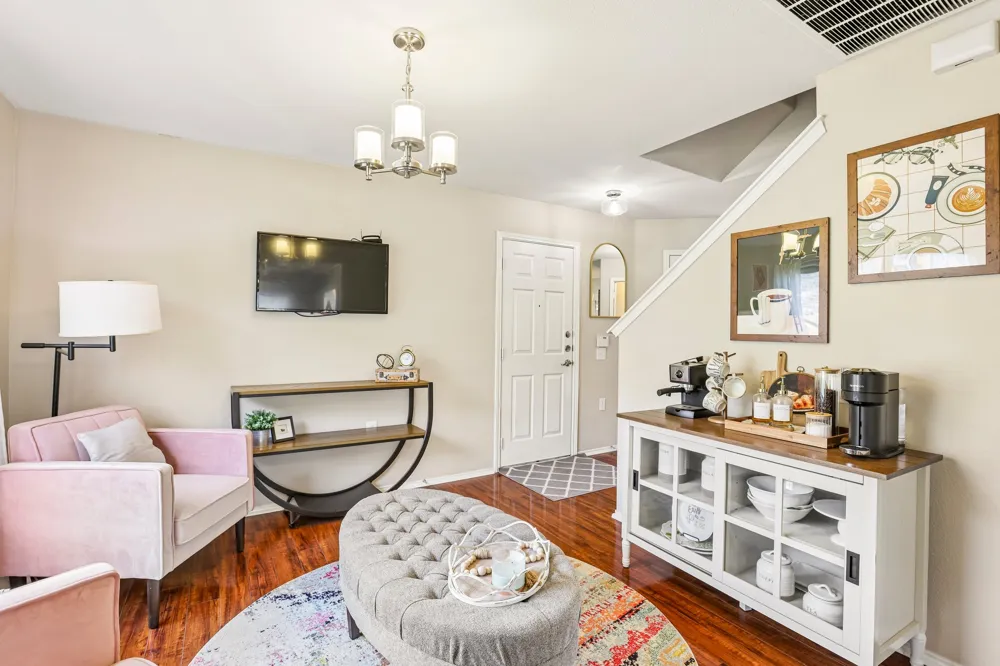 5508 Emma Thompson Way Austin, TX 78747