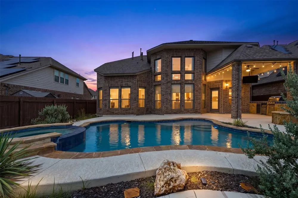 109 Mark Way Liberty Hill, TX 78642