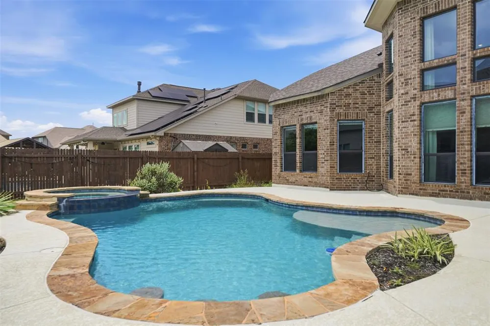 109 Mark Way Liberty Hill, TX 78642