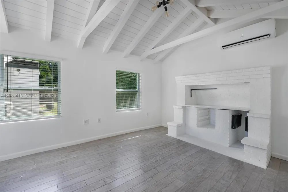 4258 Michigan Ave #0 Miami Beach, FL 33140