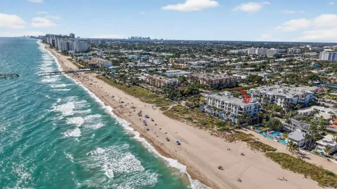 4510 El Mar Drive #405