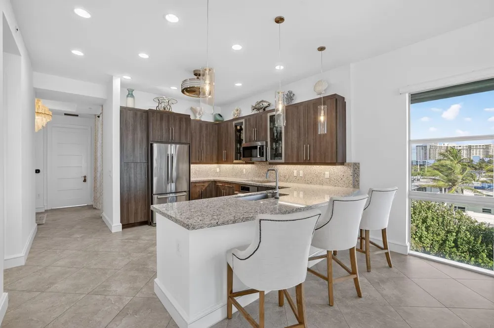 4510 El Mar Drive #405 Lauderdale By The Sea, FL 33308
